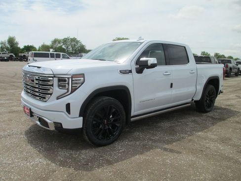 New 2026 GMC Sierra 1500 Denali AWD/4WD image 12