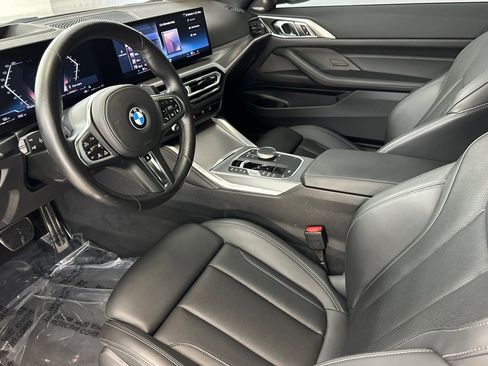 Used 2024 BMW 430i Coupe w/ M Sport Package RWD image 4