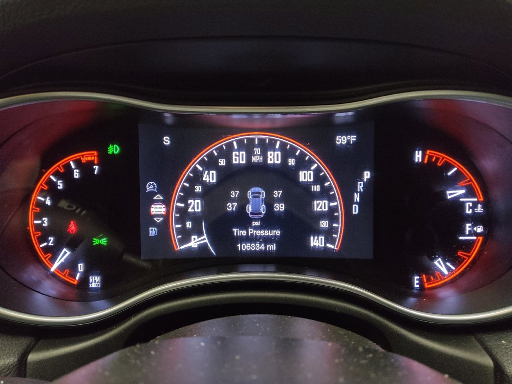 Used 2020 Dodge Durango SXT w/ 3rd Row Seating Group RWD image 23