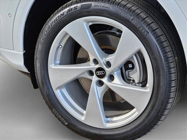 New 2026 Audi Q5 Premium Plus AWD/4WD image 9