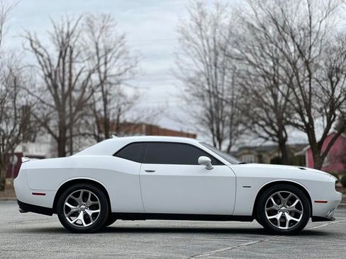 Used 2015 Dodge Challenger R/T Plus image 4