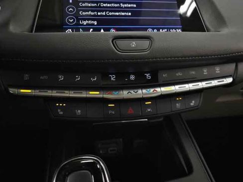 Certified 2023 Cadillac XT4 Premium Luxury image 31