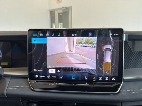 New 2025 Volkswagen Tiguan SE R-Line image 22