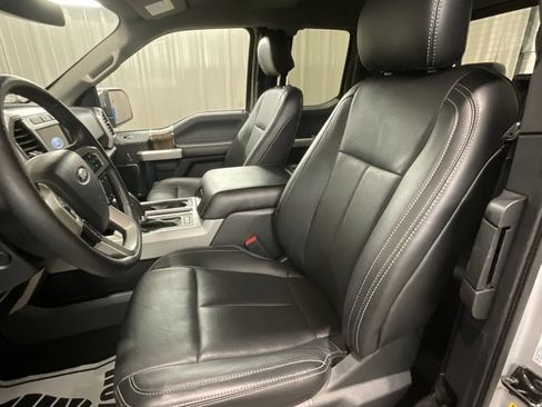 Used 2019 Ford F150 Lariat w/ Equipment Group 502A Luxury image 10