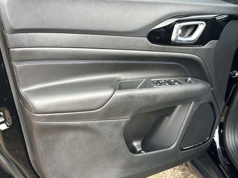 New 2026 Jeep Compass Latitude image 22