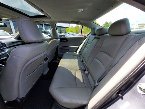 Used 2013 Honda Accord EX-L image 9