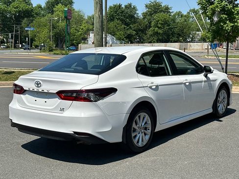 Used 2024 Toyota Camry LE AWD/4WD image 4