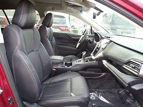 Used 2021 Subaru Outback Limited image 16