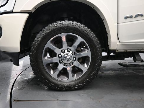 Used 2019 RAM 3500 Limited image 13