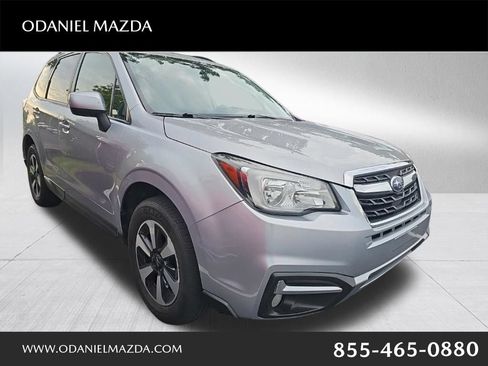 Used 2017 Subaru Forester 2.5i Premium w/ All-Weather Package AWD/4WD image 1