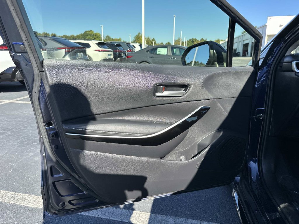 Used 2025 Toyota Corolla XLE FWD image 23