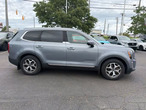 Used 2020 Kia Telluride EX AWD/4WD image 30