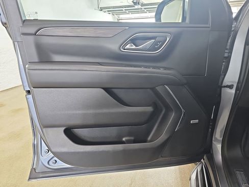 Used 2021 Chevrolet Tahoe LT w/ LT Signature Package image 33