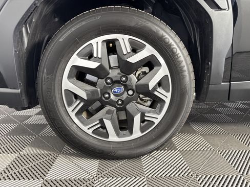 Used 2026 Subaru Forester Premium AWD/4WD image 18