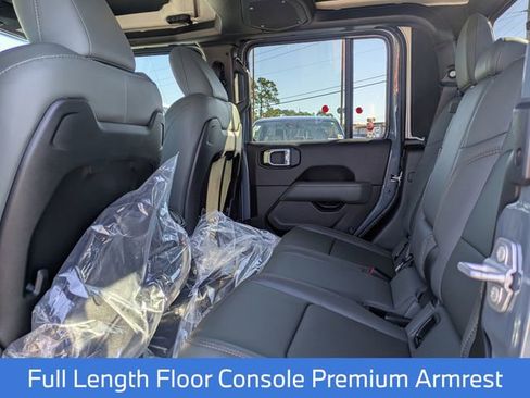 New 2026 Jeep Gladiator Mojave image 35