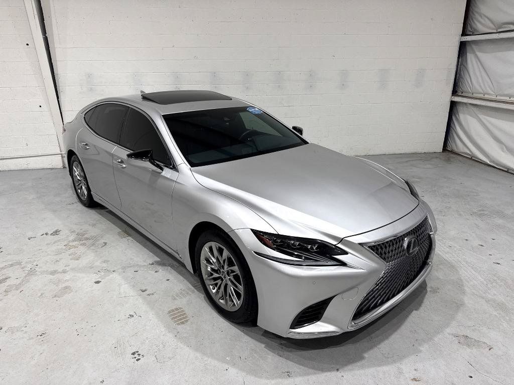 Used 2018 Lexus LS 500 w/ Accessory Package (Z1) RWD image 12