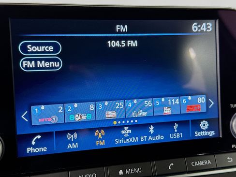 Used 2023 Nissan Sentra SV image 21