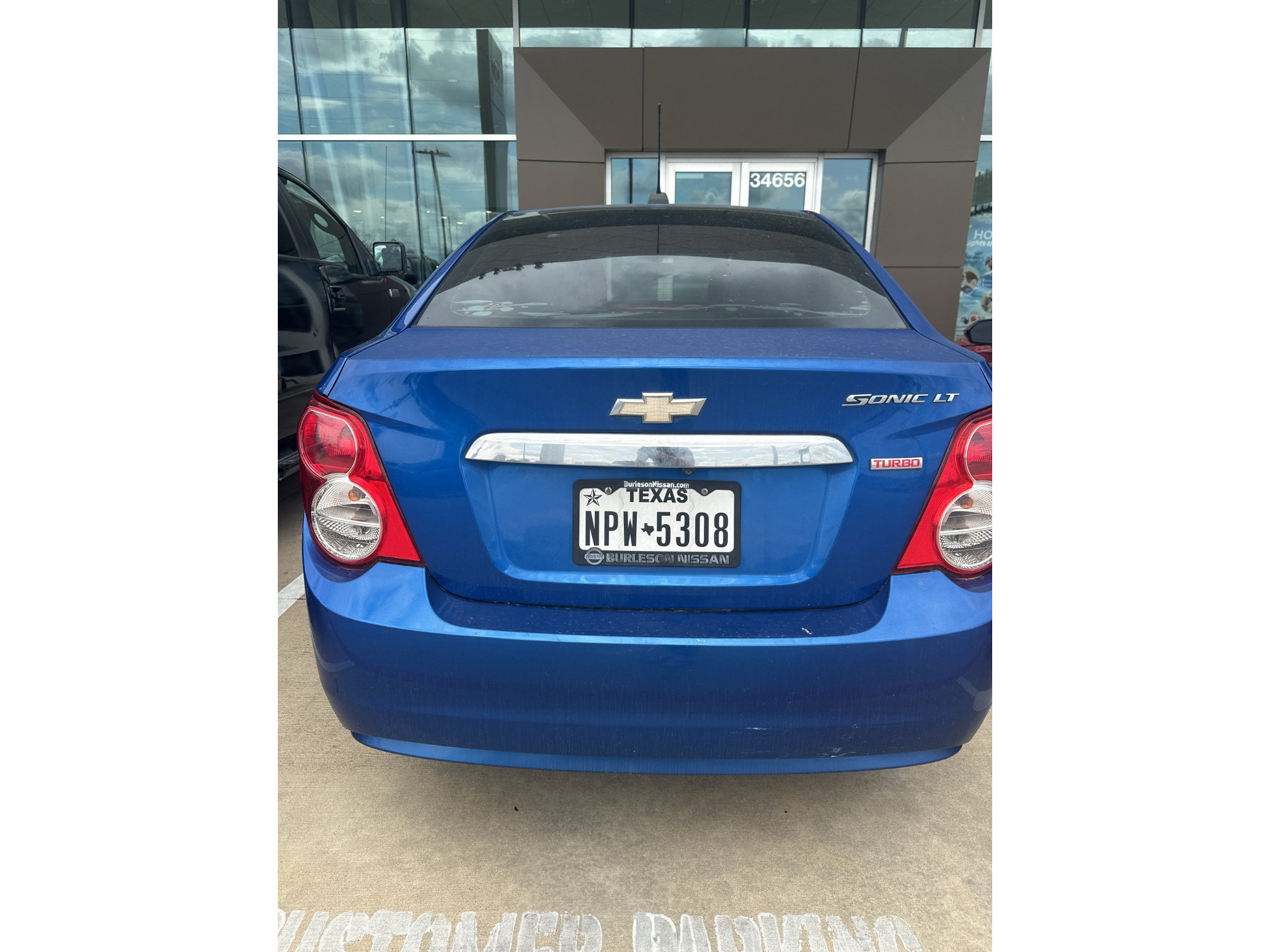 Used 2016 Chevrolet Sonic LT FWD image 2