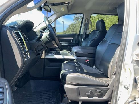 Used 2017 RAM 2500 Laramie w/ Sport Appearance Group AWD/4WD image 12