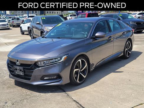 Used 2019 Honda Accord Sport image 2
