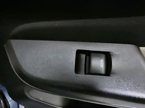 Used 2025 Buick Envista Avenir FWD image 31