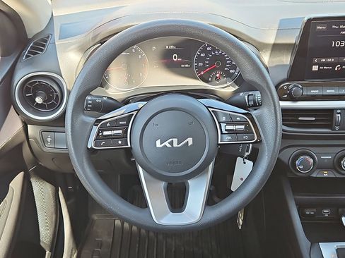Used 2024 Kia Forte LXS image 28