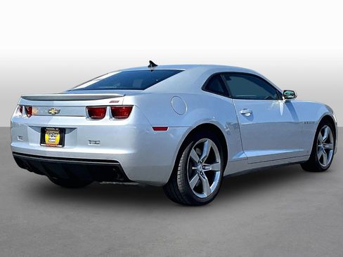 Used 2010 Chevrolet Camaro SS w/ RS Package RWD image 2