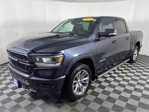 Used 2019 RAM 1500 Laramie w/ Sport Appearance Package AWD/4WD image 9