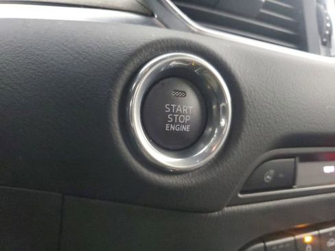 Certified 2025 MAZDA CX-5 Signature image 33