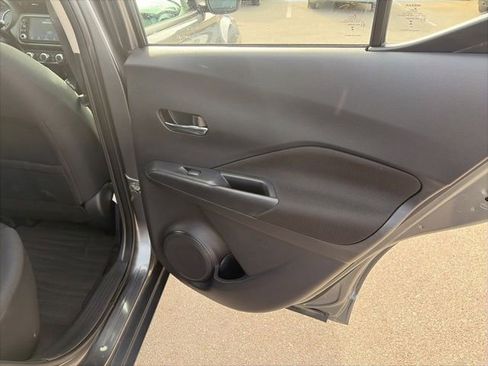 Used 2023 Nissan Kicks SV image 19