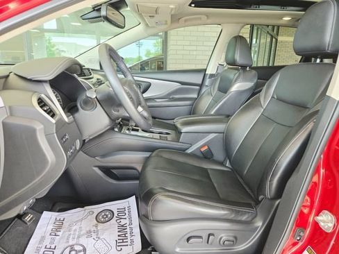 Used 2019 Nissan Murano SL w/ SL Technology Package FWD image 12