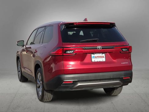 Used 2024 Toyota Grand Highlander Limited image 7