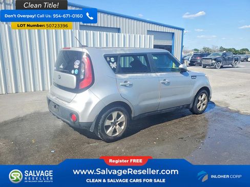 Used 2017 Kia Soul FWD image 4