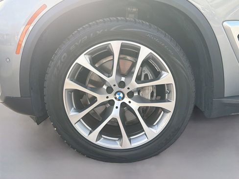 Used 2024 BMW X5 xDrive40i w/ Premium Package image 43
