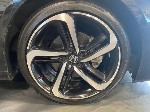 Used 2021 Honda Accord Sport image 9