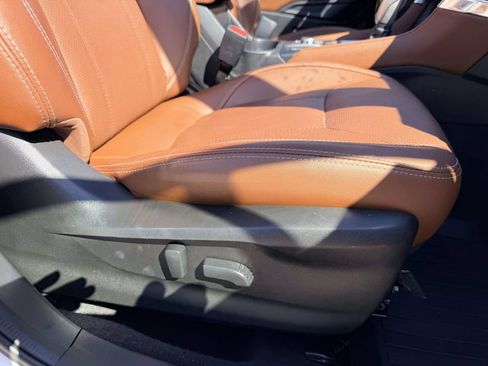 Used 2020 Subaru Forester Touring AWD/4WD image 12
