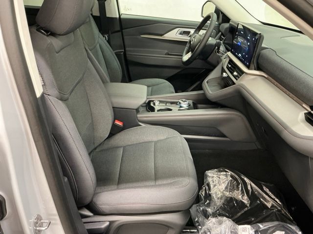 New 2026 Ford Explorer Active AWD/4WD image 21