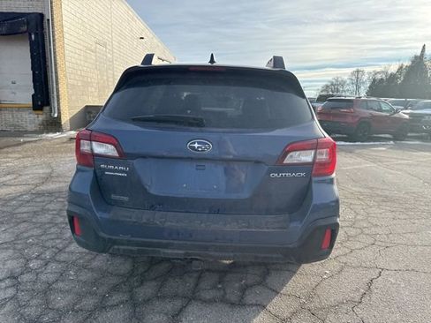 Used 2019 Subaru Outback 2.5i Premium image 4