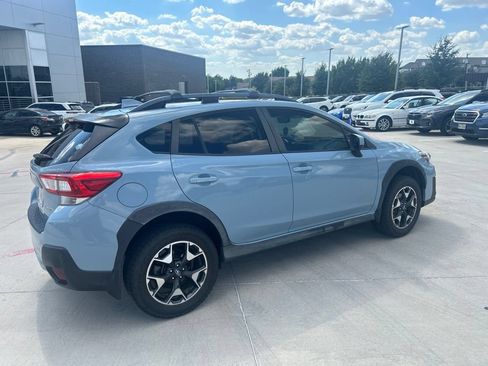 Used 2019 Subaru Crosstrek 2.0i Premium w/ Eyesight System AWD/4WD image 3