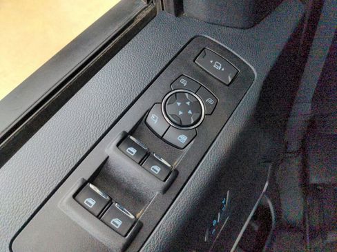 Used 2022 Ford F350 Lariat w/ Lariat Ultimate Package image 28