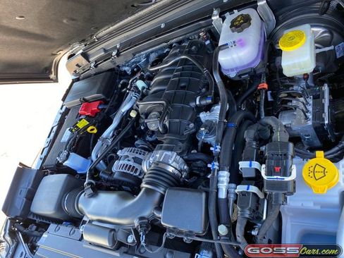 New 2026 Jeep Wrangler Unlimited Sahara AWD/4WD image 28