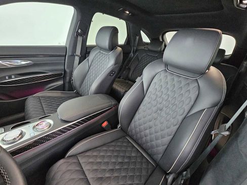 Used 2025 Genesis GV70 3.5T Sport w/ Sport Prestige Package image 22
