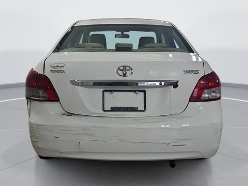 Used 2007 Toyota Yaris Sedan w/ Convenience Pkg FWD image 5
