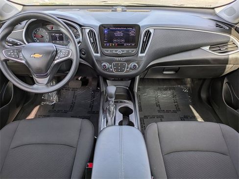 Used 2023 Chevrolet Malibu LT image 14