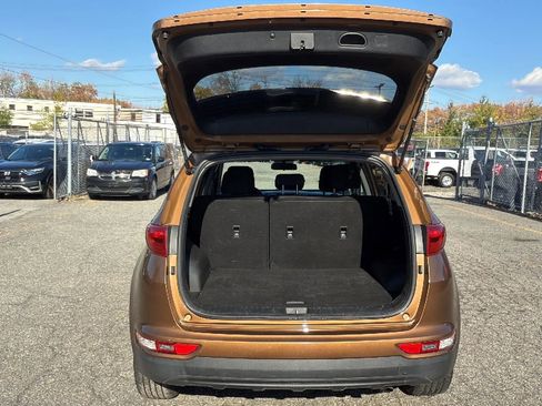 Used 2018 Kia Sportage LX FWD image 27