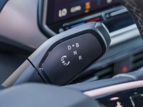 Used 2025 Volkswagen ID.4 Pro S RWD image 18
