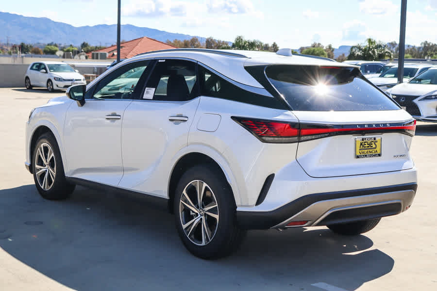 New 2026 Lexus RX 350 FWD w/ Accessory Package (2T) image 2