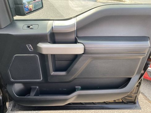 Used 2016 Ford F150 Lariat w/ Equipment Group 502A Luxury AWD/4WD image 16