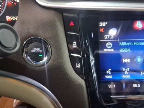 Used 2014 Cadillac XTS Premium image 26