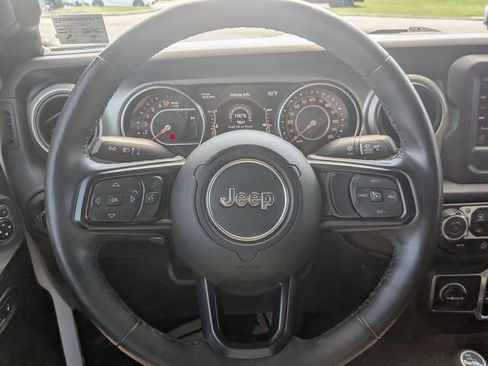 Used 2021 Jeep Wrangler Unlimited Sport AWD/4WD image 19